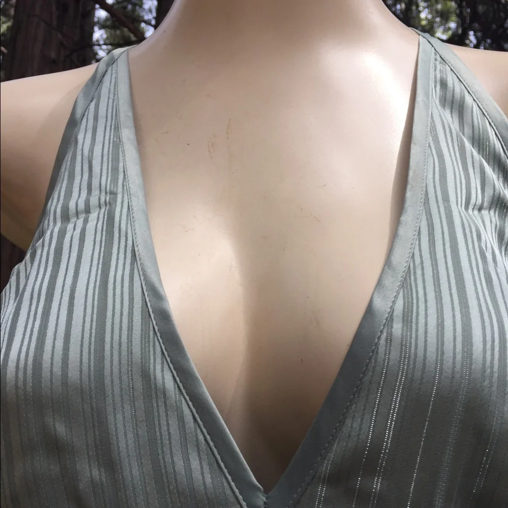 Bebe palest pastel mint green, lace panel backed halter dress - Picture 3 of 14